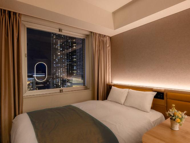 ＜夜景View＞【ダブル】窓からは絵画のような横浜の夜景がご覧いただけます。