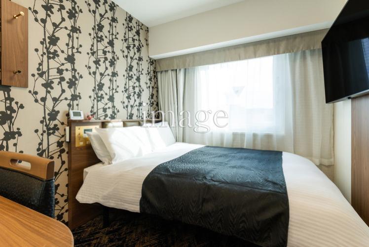 ■ダブルルーム（広さ11平米／ベッド幅140cm）