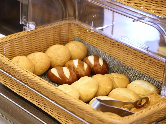 ■朝食イメージ（パンコーナー）
